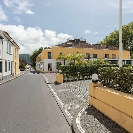 Casa Da Avo * Furnas (Azores)